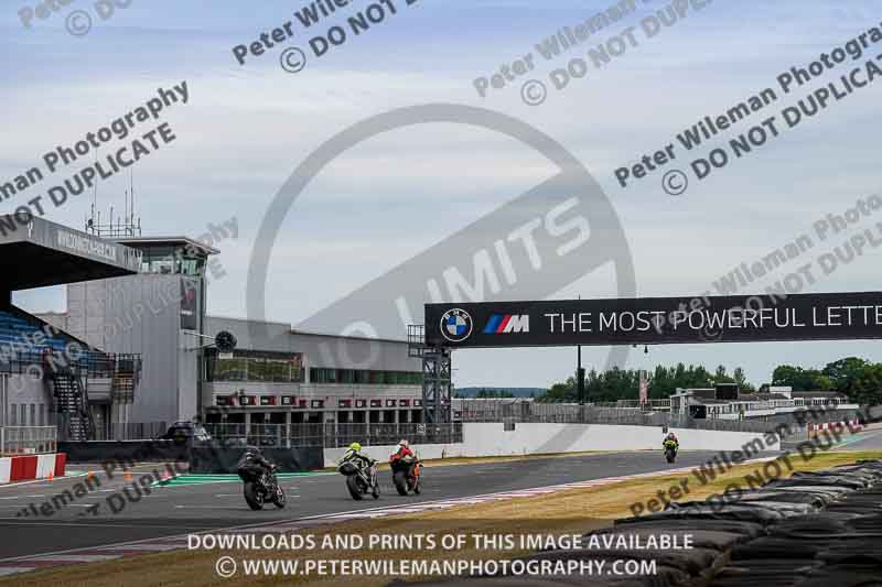 donington no limits trackday;donington park photographs;donington trackday photographs;no limits trackdays;peter wileman photography;trackday digital images;trackday photos